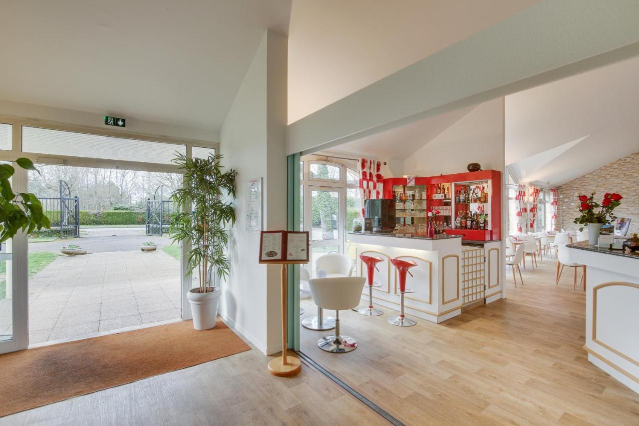 Le Relais De Voisins Otel Dış mekan fotoğraf