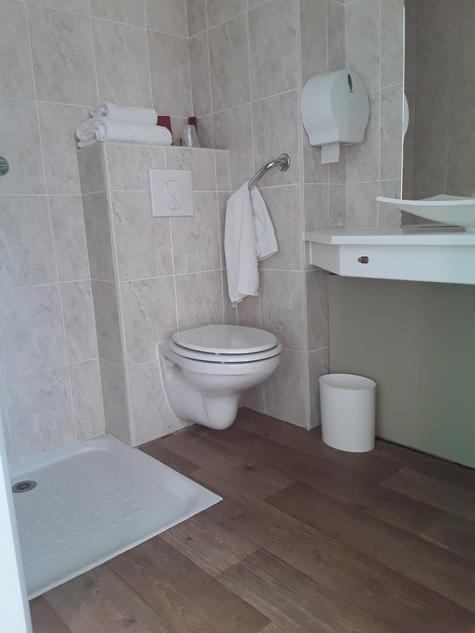 Le Relais De Voisins Otel Dış mekan fotoğraf